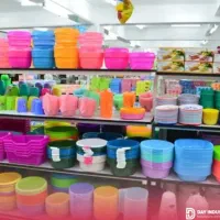 فروشنده‌خانم