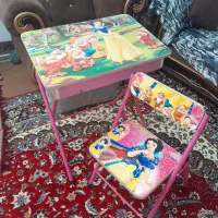 صندلی و میز تحریر