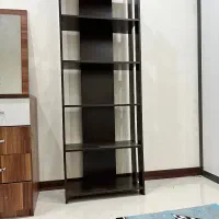 کتابخانه و میز آینه