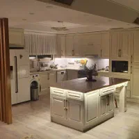 یوسف آباد ابن سینا 210متر شیک