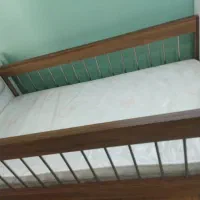 تخت خواب کودک همراه تشک|اسباب و اثاث بچه|پردیس, فاز ۸|دیوار