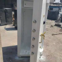 ۱۲۰در ۸۰ عمق ۶۰ وزن یک تن گاوصندوق