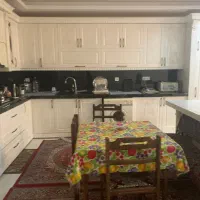 اپارتمان 140 متری حاشیه