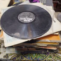 ۸۳ عدد صفحه سنگی گرامافون خارجی