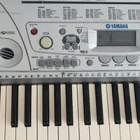 KEYBOARD YAMAHA PSR 275 تاچدار+ پایه ضربدری|پیانو، کیبورد، آکاردئون|کرمانشاه, |دیوار