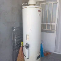 آبگرمکن ایستاده