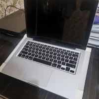 لپتاپ HP و APPLE