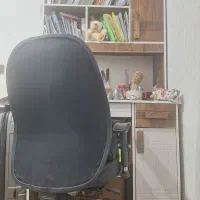 میز تحریر و کتابخانه و صندلی چرخ دار طبی