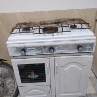 گاز ۳شعله تمیز سالم و مرتب