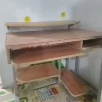 میز کامپیوتر  دو عدد مشکی و رنگ چوب