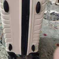 چمدان سایز متوسط نو نو