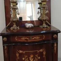 کنسول و ویترین در حد نو مناسب جهیزیه