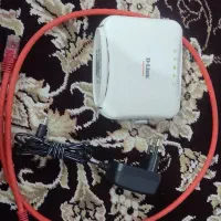 مودم دی لینک به همراه کابل شبکه