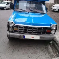 نیسان بی رنگ ۸۳