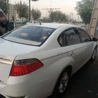 برلیانس ۳۳۰ اتومات|خودرو سواری و وانت|اسلام‌شهر, شهرک سعیدیه|دیوار