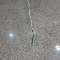 یه عدد شیشه خمیده طول ۱۱۰ عرض۶۰|میز و صندلی غذاخوری|تهران, زعفرانیه|دیوار