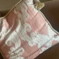 دو عدد کوسن کاملا سالم و تمیز|رختخواب، بالش، پتو|تهران, سوهانک|دیوار