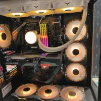 فروش انواع کیس های گیمینگ های اند بازار|رایانه رومیزی|تهران, جمهوری|دیوار