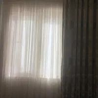 پرده حریر به همراه کنار پرده ساتن مخمل