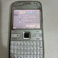 نوکیا E72