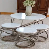 جلو مبلی و ساعت دیواری