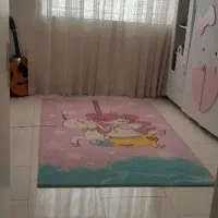 فرش دخترونه عروسکی پشتش هم عروسکی هست