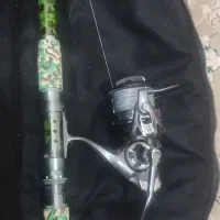 یک عدد چوب و چرخ ماهیگیری