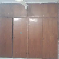 کمد دیواری با چوب روس در حد نو و چند تخت فلزی|جاکفشی، کمد، دراور|مسجد سلیمان, |دیوار