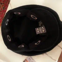 کلاه اوکلی و کوله اوکلی