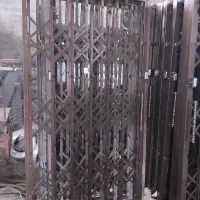 درب آکاردئون. حفاظ درب