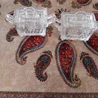 مقداری ظروف پیرکس تعدادی