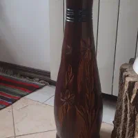 دو عدد گلدان دکوری سفالی و چوبی