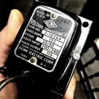 ترانسفورمر برق آمریکایی ACME ولتاژ ۲۲۰ به ۱۱۵ ولت