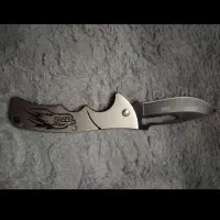 یک عدد چاقو تیز خارجی