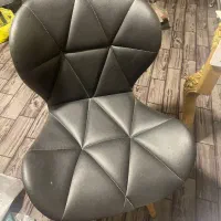 صندلی پایه چوبی و تخت چستر و میزناخن|دفتر کار|رشت, لاکانی|دیوار