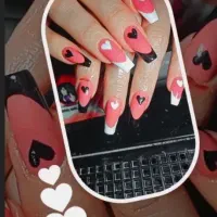 اولین کلینیک تخصصی ناخن درمسکن مهر