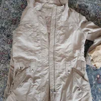 پالتو|لباس|قروه, |دیوار