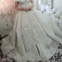 فروش لباس عروس تن پوش اول به همراه ژپون و شنل ست
