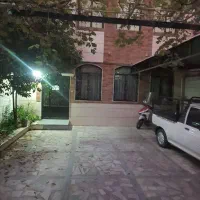 ۸۶ متر ۲ خوابه جمال زاده جنوبی کوچه وزیری