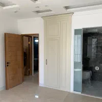 ۹۵ متر پارکینگ اختصاصی نورگیر اکواریوم اول خاقانی