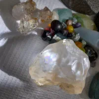 فروش کلیه سنگهای قیمتی یک کارگاه سنگ تراشی|جواهرات|سیرجان, |دیوار