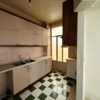 52-متر-پارکینگ-دار-چسبیده-به-خیابان-آزادی