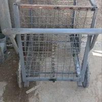 گاری چهار چرخ دستی