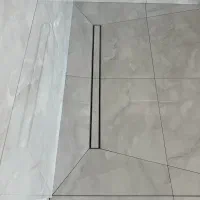 کاشی وسرامیک، سیمان کاری نصب درب بنایی