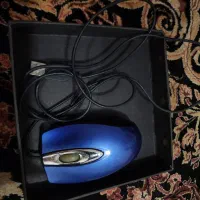 یک عدد موس سیم دار
