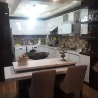 واحد-فروشی