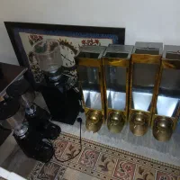 فروش دستگاه اسپرسووآسیاب قهوه ومقداری وسایل خانه|کافیشاپ و رستوران|شاهینشهر, نظامی|دیوار