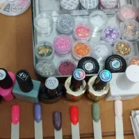 تعدادی لاکژل وکروم و تزیینات ناخن|آرایشی، بهداشتی، درمانی|کرج, آق تپه|دیوار