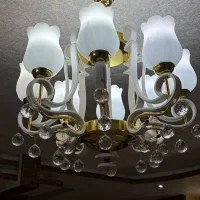 لوستر در حد نو و شیک