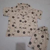 لباس بچگانه
